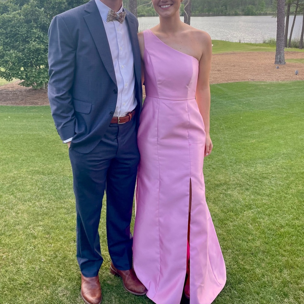 Elegant Pink One-Shoulder Gown